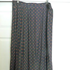 JH Collectibles skirt